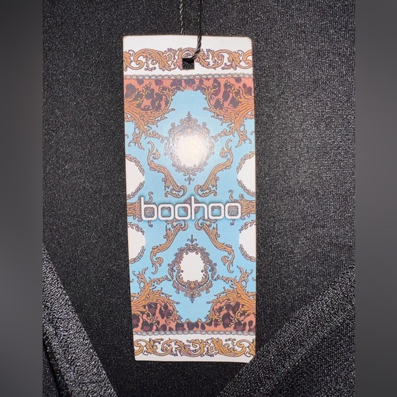 Boohoo plus wrap short sleeved bodysuit, size 16, black, NWT - Picture 11 of 15